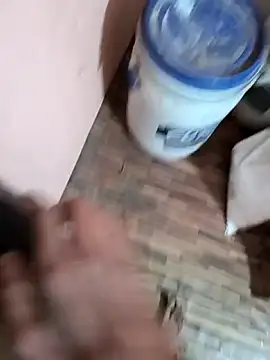 Ritik143jhil live sex cam