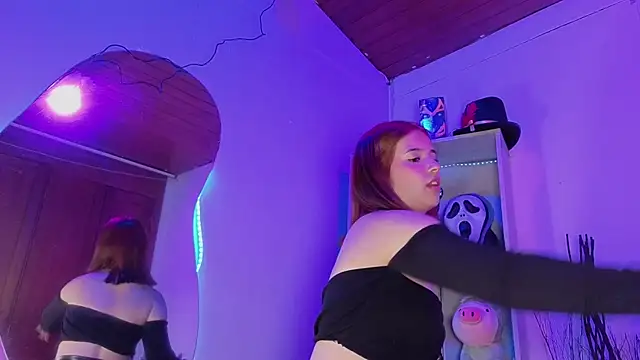 EmilyMiller_ live sex cam