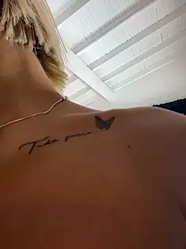 MystiqueXXX live sex cam