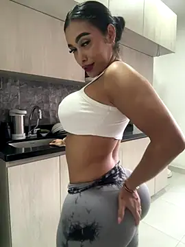 emma_andrew1 live sex cam