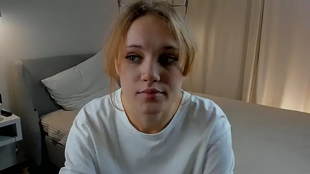 LilianGlenna live sex cam