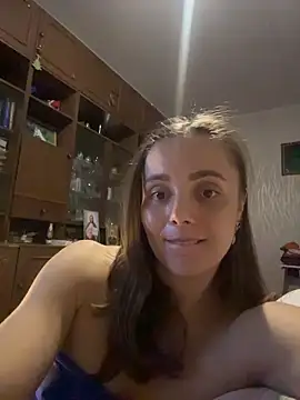 AlisaKissss live sex cam