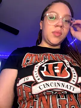 QueenNuttCollector live sex cam