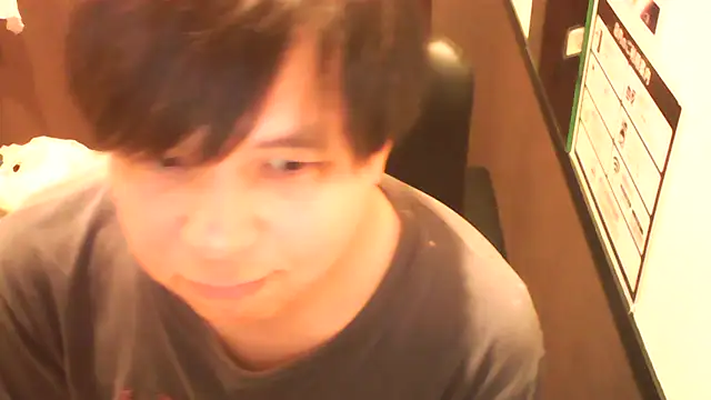 yu-yu28 live sex cam