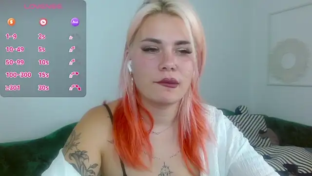 lada_love live sex cam