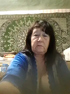 CrystalLime6411 live sex cam