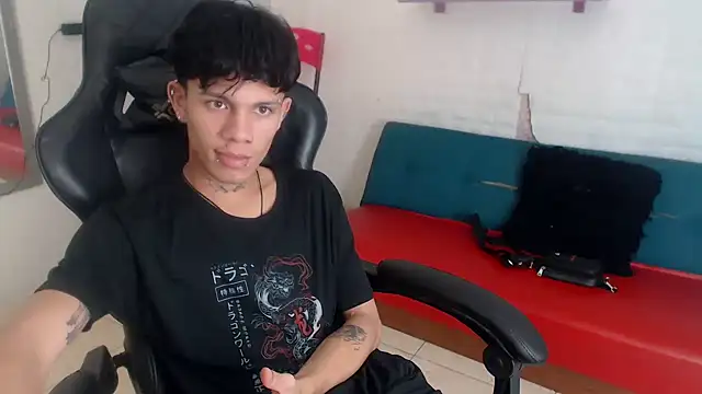 andy_dan18 live sex cam