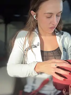 lunagirl13 live sex cam