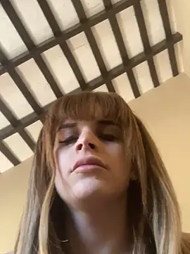 nicollylazulli live sex cam