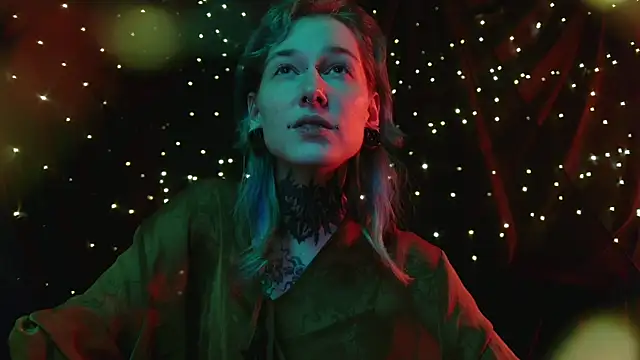 Littlespacemouse's Stripchat show and profile