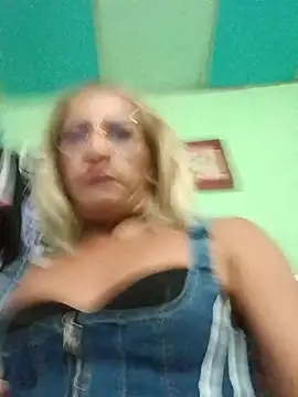 Candy-love87 live sex cam