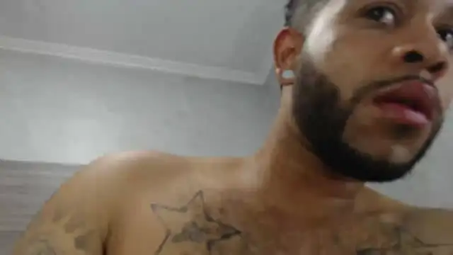 Lukke_Smitt live sex cam