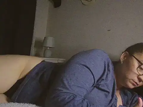 lilMissMarli live sex cam