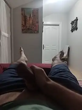 Aykut1990 live sex cam
