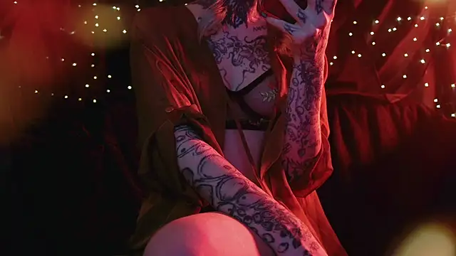 Littlespacemouse's Stripchat show and profile