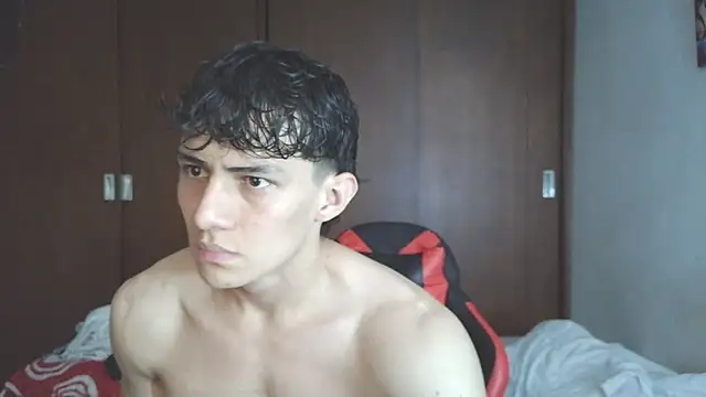 aresholland live sex cam