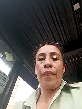 Coeur_de_luxure live sex cam