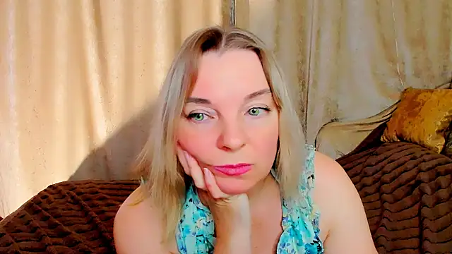 Regina__blue live sex cam