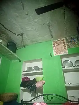 NEXIQRAN live sex cam