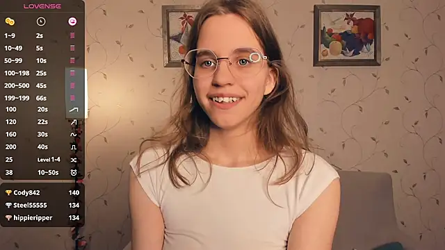 JoanBaggott live sex cam