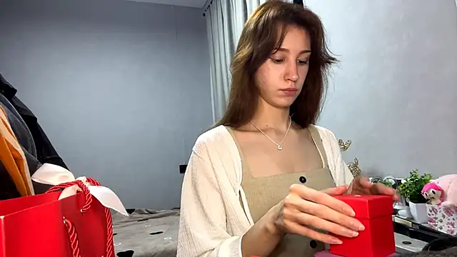 WildPeachh live sex cam