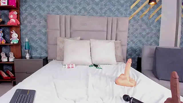 NiiaMoore live sex cam