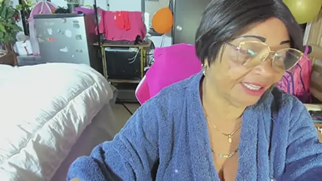 Mrs_mommy_ live sex cam