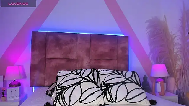 isabella_whiithe live sex cam