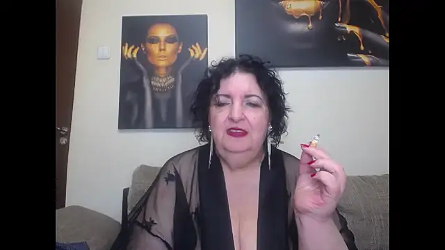 maturekorine live sex cam