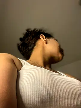 Carola-Ross live sex cam