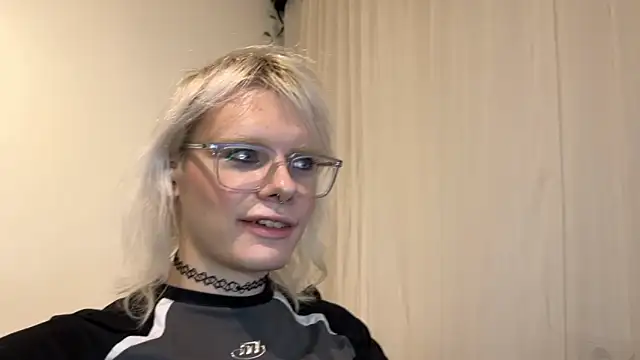 MollyChloe live sex cam