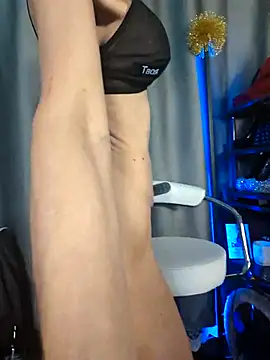 Milforja live sex cam