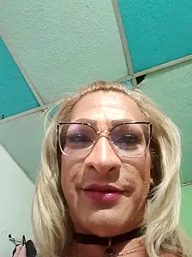 Candy-love87 live sex cam