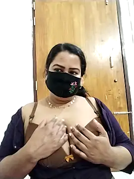 Anamika-38 live sex cam