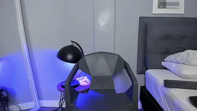 Tylerffoxx live sex cam