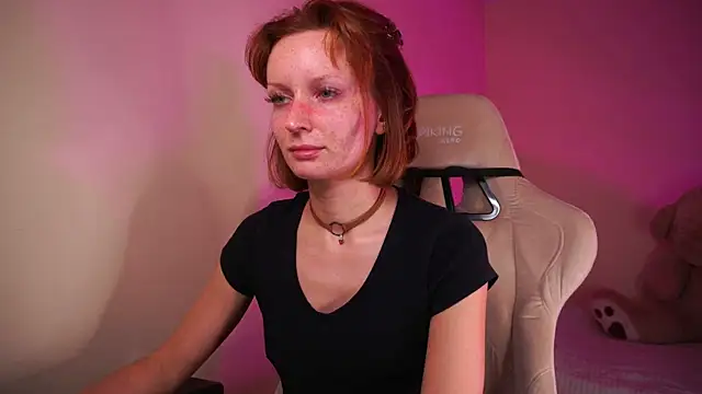 Liuba_Fox live sex cam