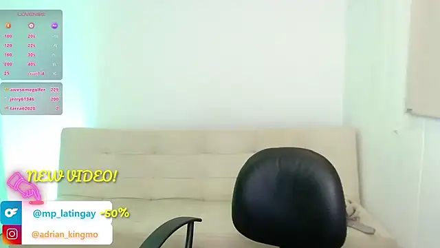 adrian_morelly live sex cam