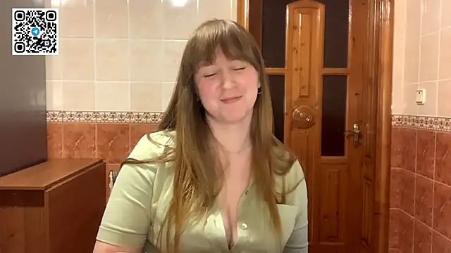 MaroonMoon_ live sex cam