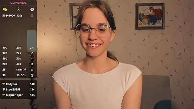 JoanBaggott live sex cam