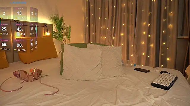 juli_hox live sex cam