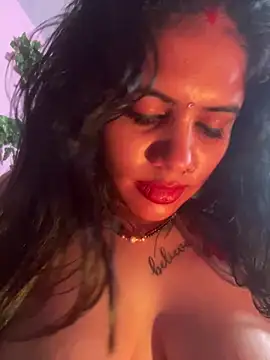 V-Hot-Sweti live sex cam