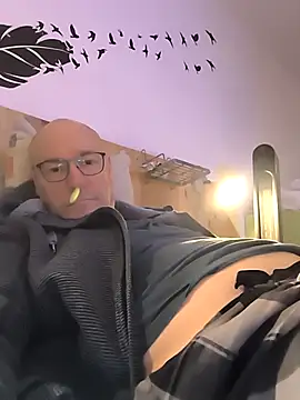 bogland33 live sex cam