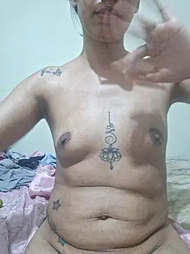 RavenShyfit live sex cam