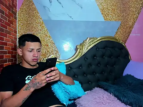 Latinprince_BDSM live sex cam