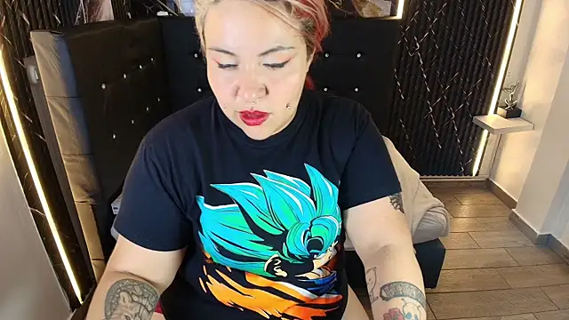 Bruja__Scarlata live sex cam