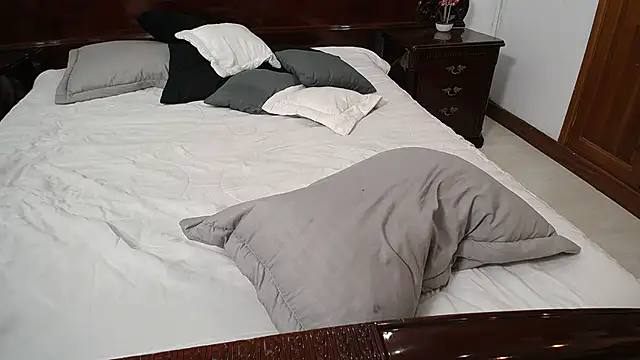 Charlotte_Rosse_ live sex cam