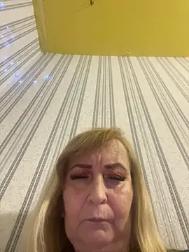 Irina2909@xh live sex cam