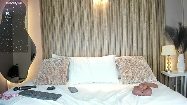 AnahinClar live sex cam