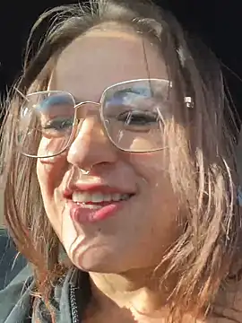 SafeinouterSpace live sex cam