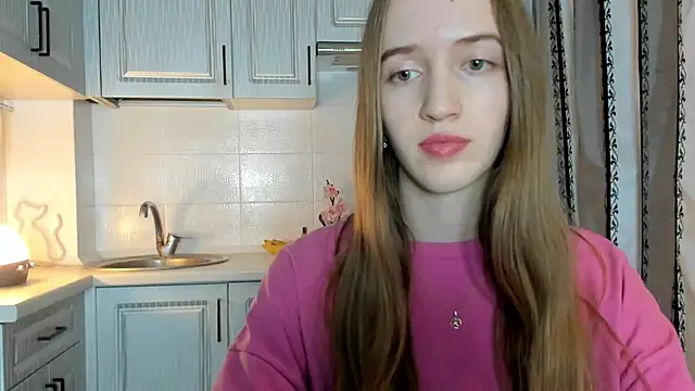 leslie_my_lovee's Stripchat show and profile